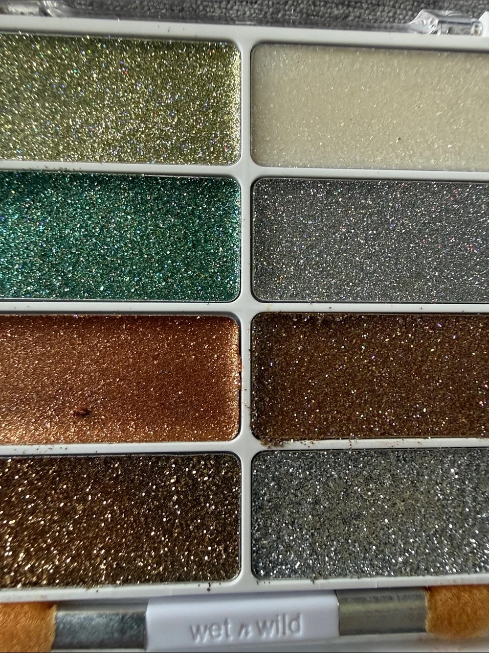 wet n wild Glitter Eyeshadow Palette — Green, Gold, Bronze, Silver